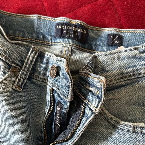 Lucky Brand Jeans - Picture 3 of 4